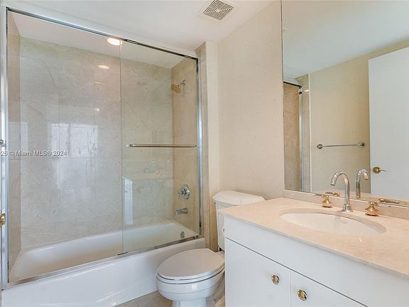 3rd image of 19111 Collins Ave APT 1804