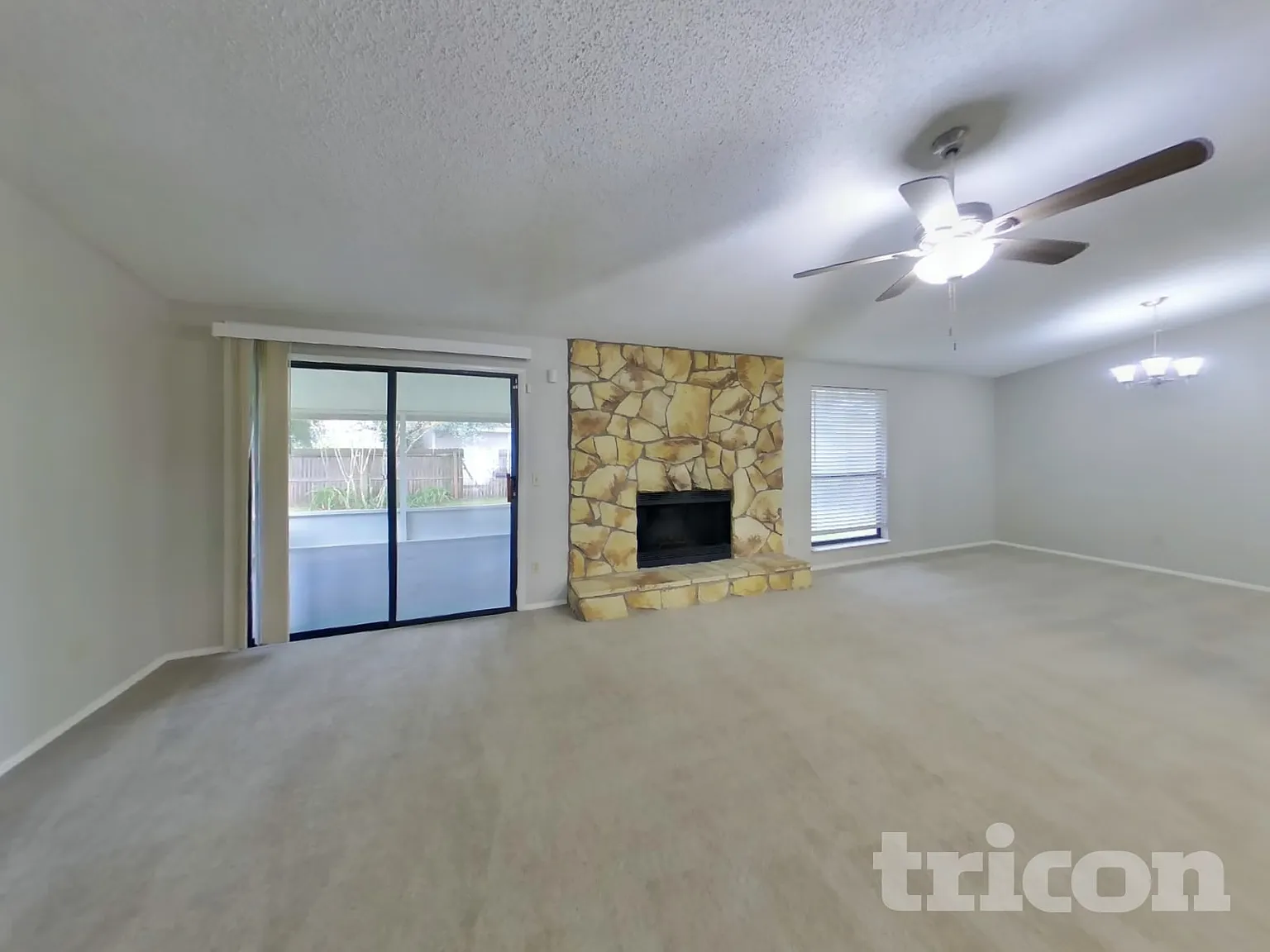 8338 Knotts Landing Drive E Jacksonville FL — Photo 4