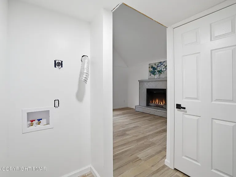 838 Country Place Dr — Photo 17