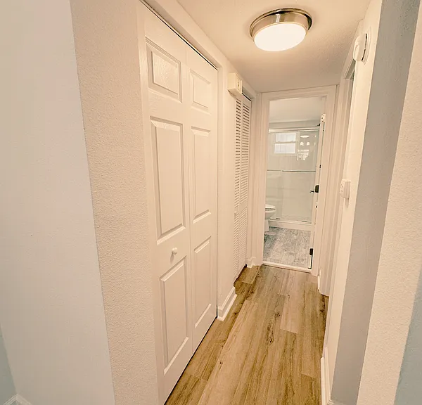4700 Cove Cir #107 — Photo 2