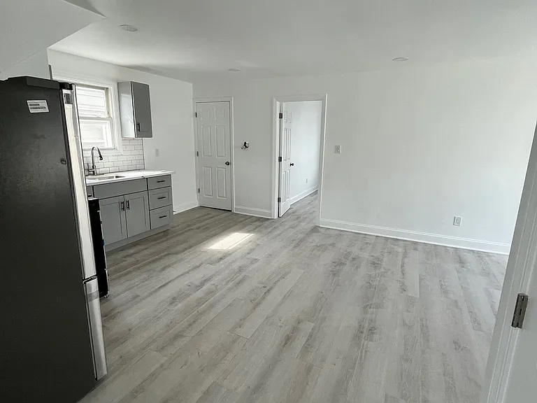 120 Highland Ave #3 — Photo 6
