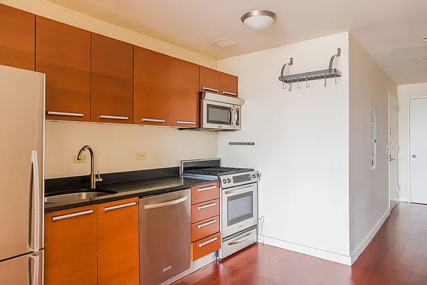 Rented by Compass | media 3