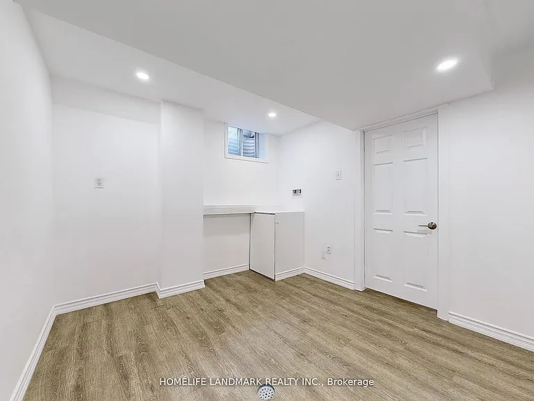 58 London Rd #BASEMENT — Photo 10