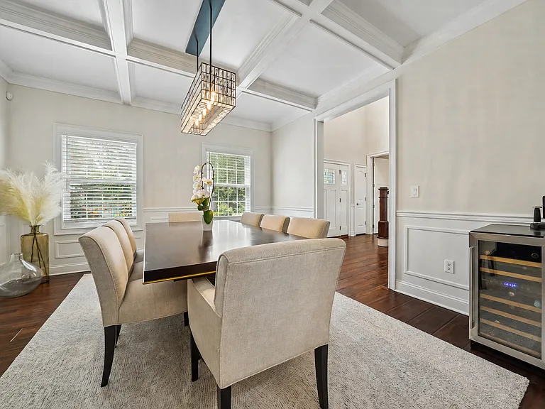 1233 Poplar Ave — Photo 13