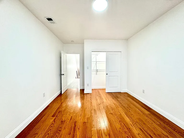 1621 S 5th St #2 — Photo 15