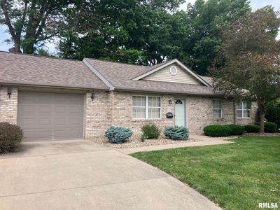 1315 W Park Ave, Taylorville, IL, 62568