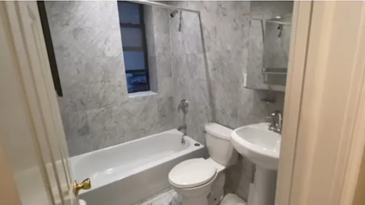 Rented by Manhattan Dwelling Corporation | media 23