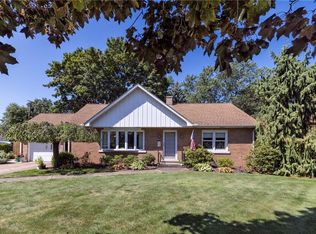 712 Mohawk Dr, Erie, PA 16505