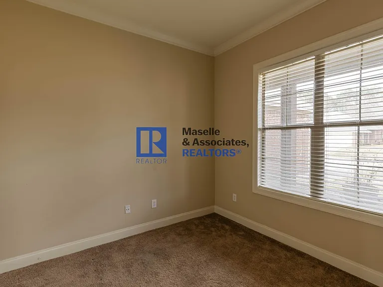 125 Mason Way — Photo 29