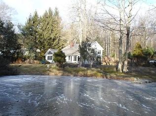 135 Woodland Rd, Craryville, NY 12521