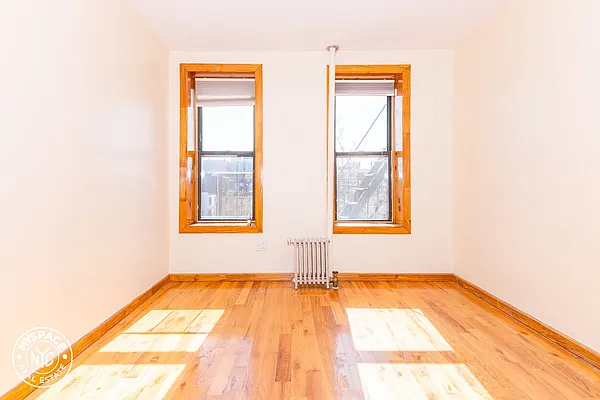 Rented by MySpaceNYC | media 19