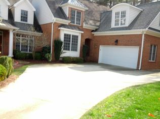 7330 Fontana Ridge Ln, Raleigh, NC 27613