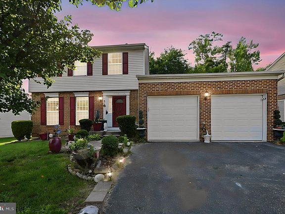 2nd image of 7524 Val Ln