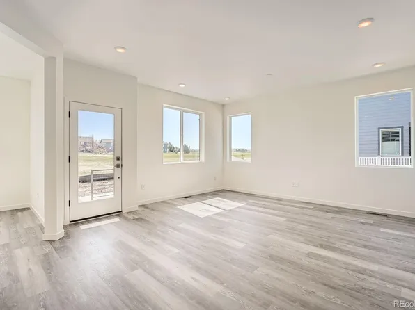 1236 S Algonquian Street, Aurora, CO 80018