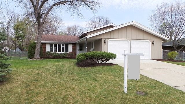 1st image of 332 Desmond Dr