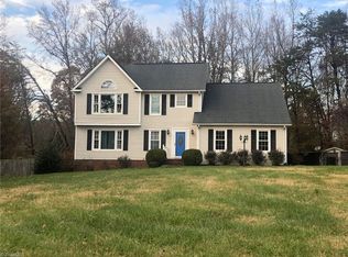 6167 Spring Forest Dr, Pfafftown, NC 27040
