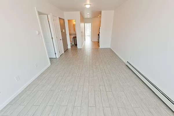 Rented by Compass | media 38