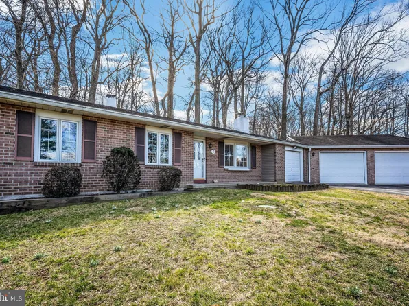701 County Line Rd, Villanova, PA 19085