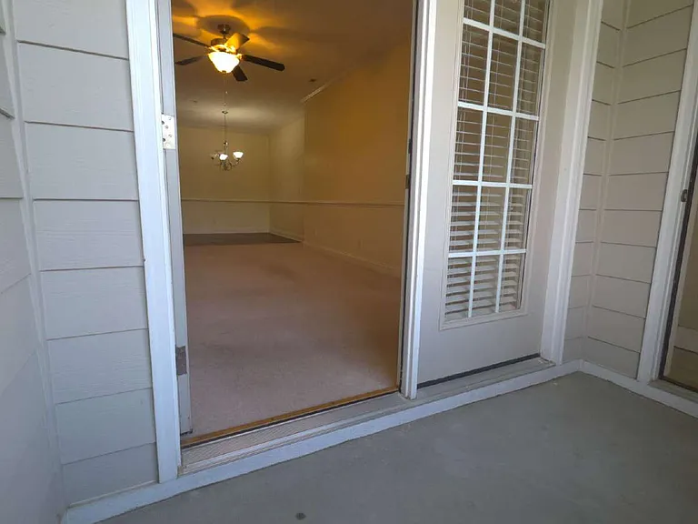 321 Gallery Dr #202 — Photo 71