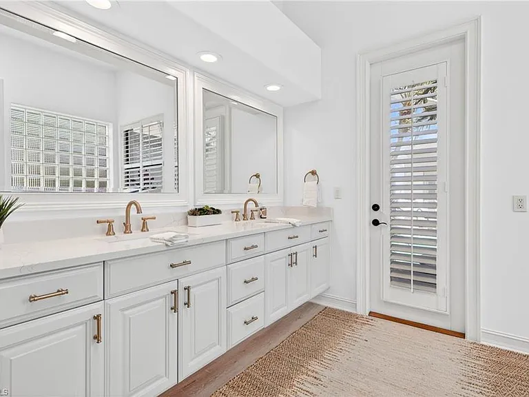 3296 Lookout Ln — Photo 17