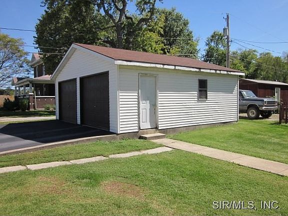 2 Car Detached Garage