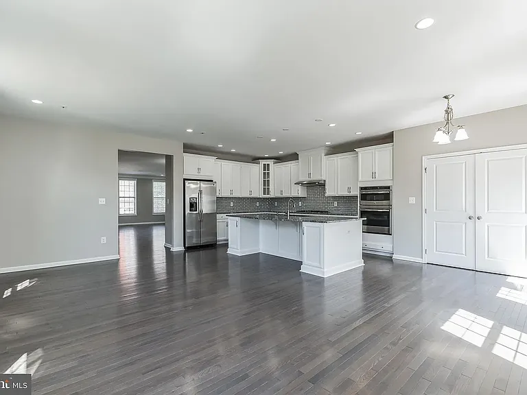 23488 Logans Ridge Ter — Photo 10