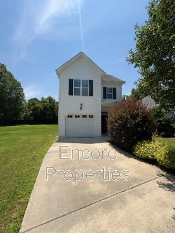 3 bed, 2.5 bath, 1260 sqft, $1,750 — Photo 1