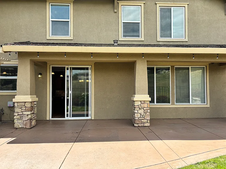 2263 Muratura Way — Photo 22