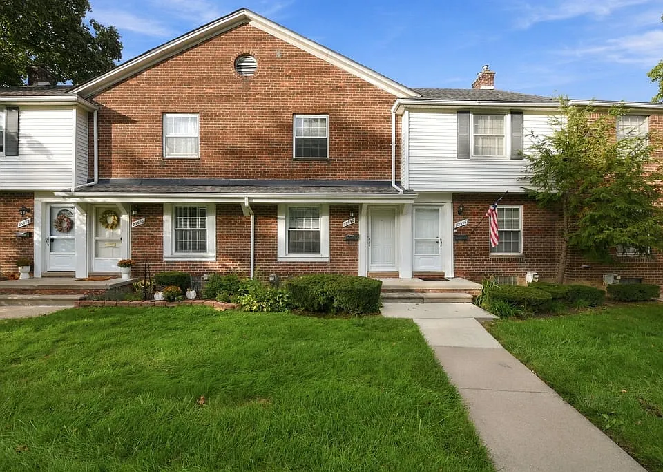 22998 Gary Ln