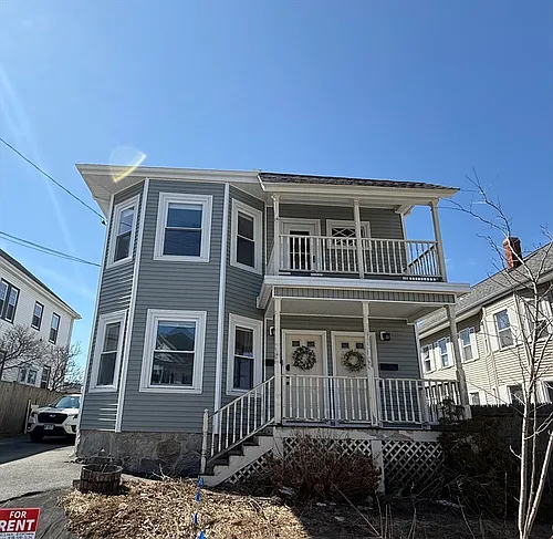 158 Grove St #2 Photo 1