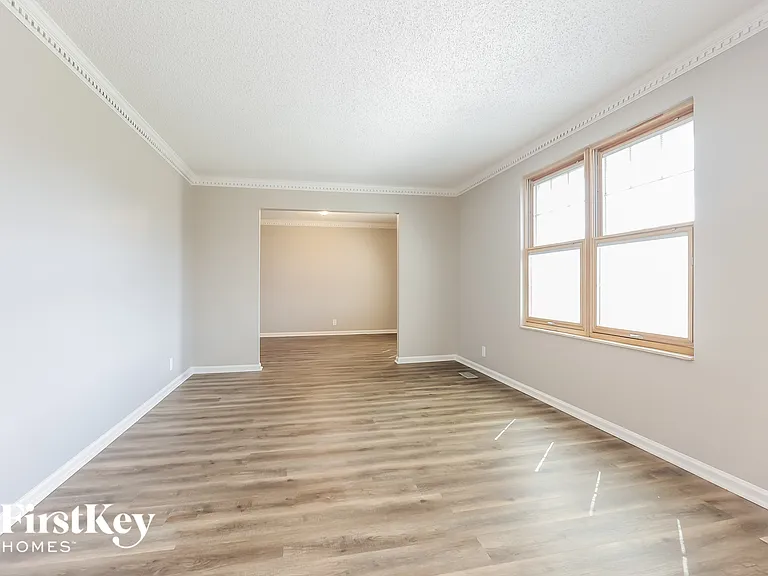 3504 Wood Bridge Dr — Photo 4