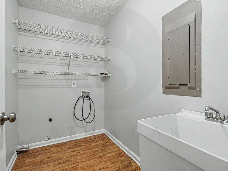 782 Cedar Farms Dr — Photo 10