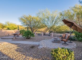 2010 E Winter Hawk Pl, Green Valley, AZ 85614