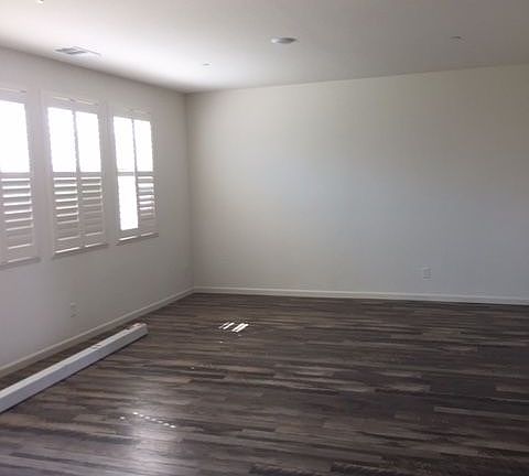 4th image of 3722 Zeppelin Ln
