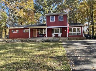 138 Chariton Dr, East Stroudsburg, PA 18301