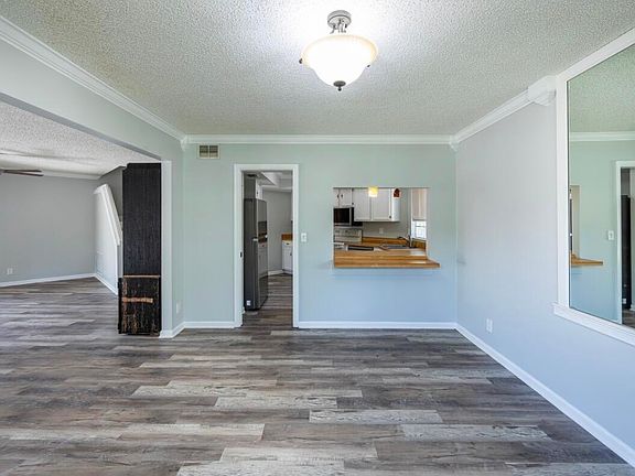 5th image of 4300 Hazel Avenue #D