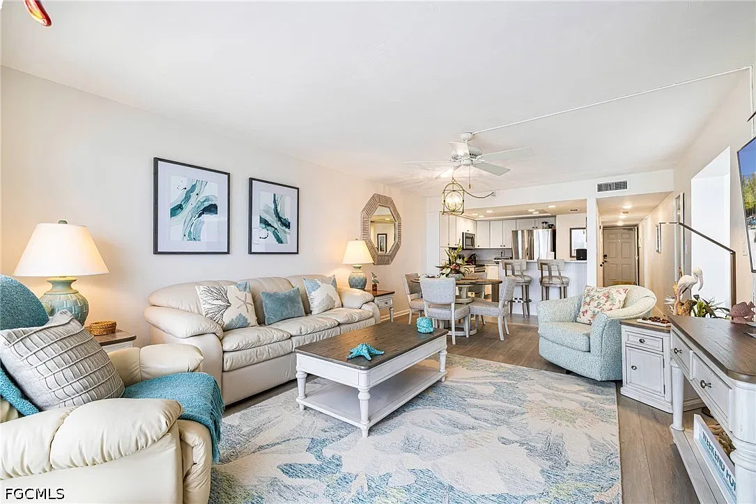 2 bed, 2.0 bath, 1154 sqft, $10,000 — Photo 3