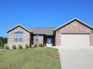 200 Thunder Ridge Estates Dr, Branson, MO 65616