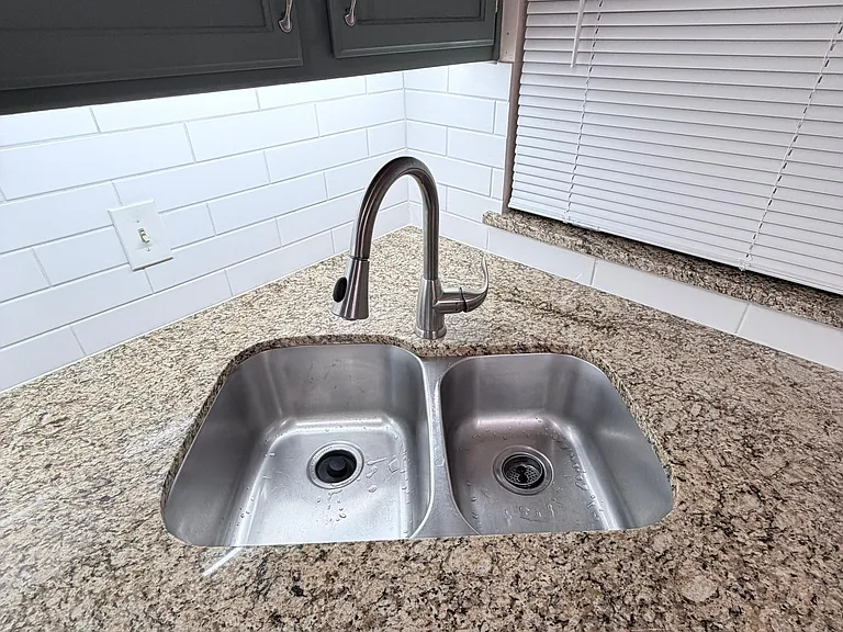 509 Kalmia Dr — Photo 9