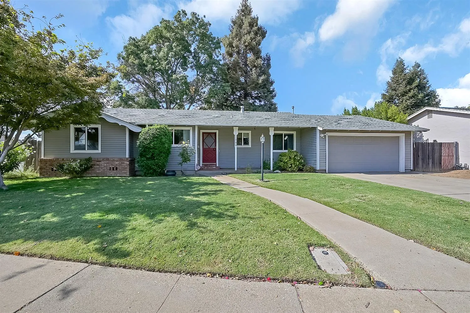 1160 Charlotte Ave photo 1