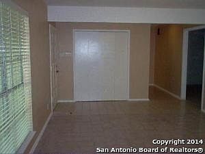 4th image of 710 Indigo Dr
