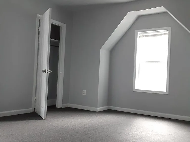 4927 Knox St #2 — Photo 34