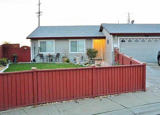 2nd image of 5288 Aspen Way