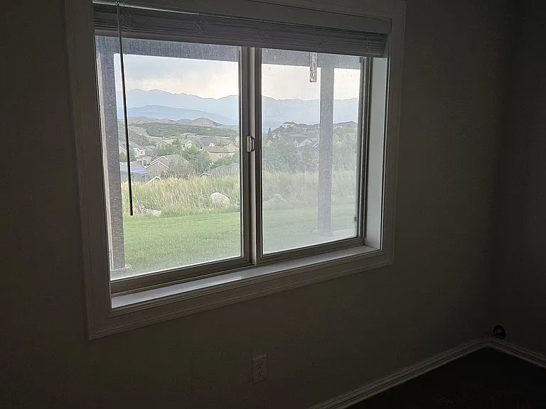 1871 E Vista Ridge Ct — Photo 5