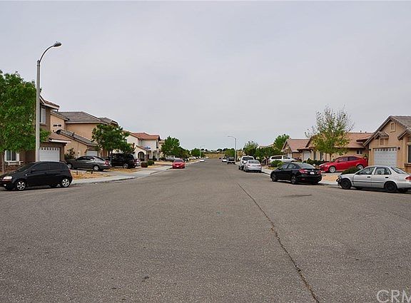 4th image of 16098 Oak Ct