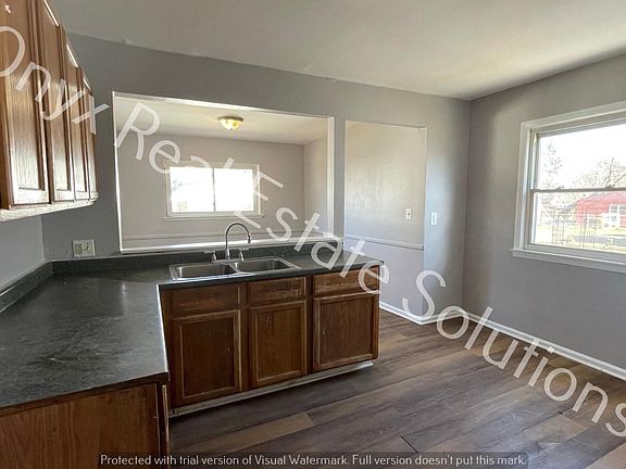 5th image of 26736 Oakland St