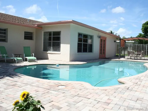 617 Bunting Dr, Delray Beach, FL 33444