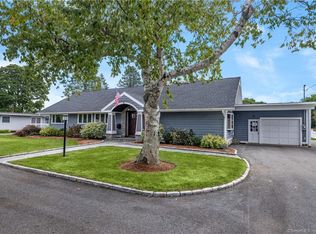 20 Ledge Rd, Old Saybrook, CT 06475