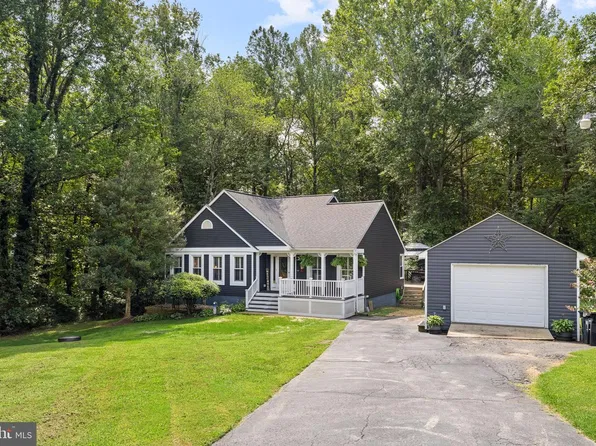 6 Hay Barn Rd, Stafford, VA 22556