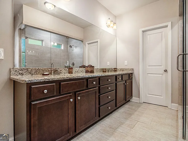 5964 Park Bend Ave — Photo 21
